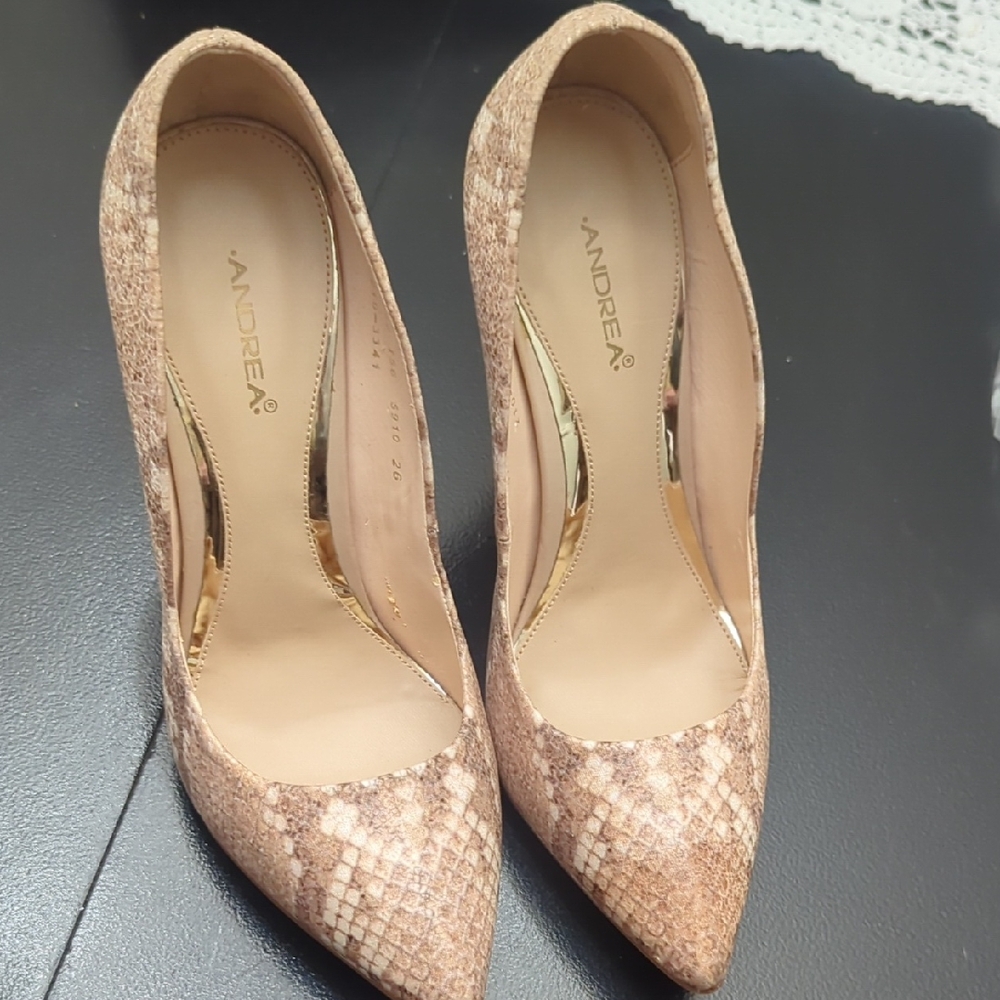 ANDREA FENZI Women's Snakeskin Patterned Heels